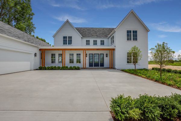 Cost of Concrete Driveway Service in Woodinville