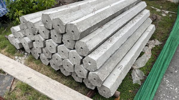Cost of Concrete Piling Service in Woodinville