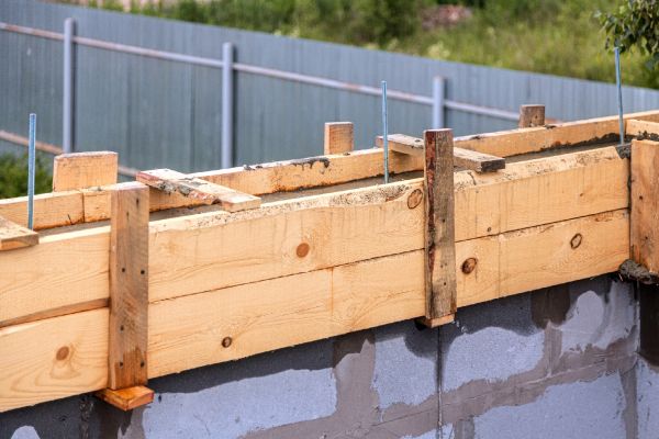 Cost of Poured Wall Construction in Woodinville