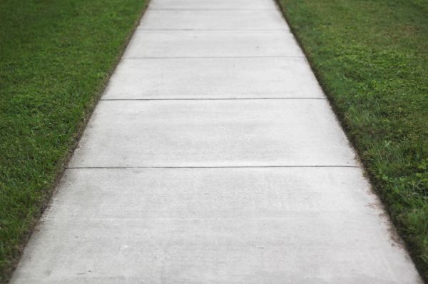 Cost of Concrete Walkway Replacement in Woodinville