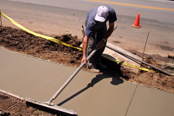 Cost of Sidewalk Building in Woodinville
