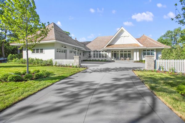 Cost of Driveway Concreting in Woodinville