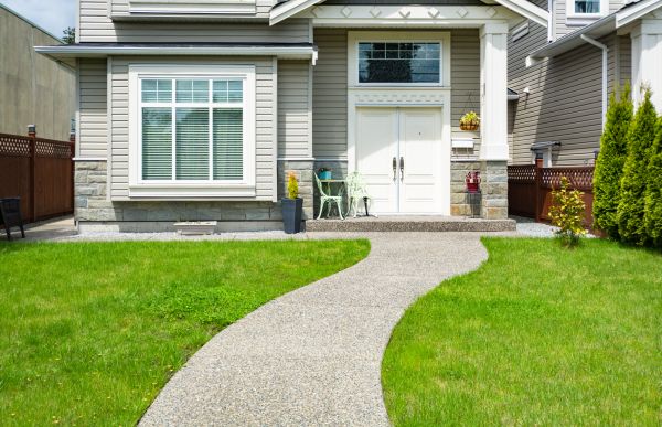 Cost of Concrete Path Construction in Woodinville