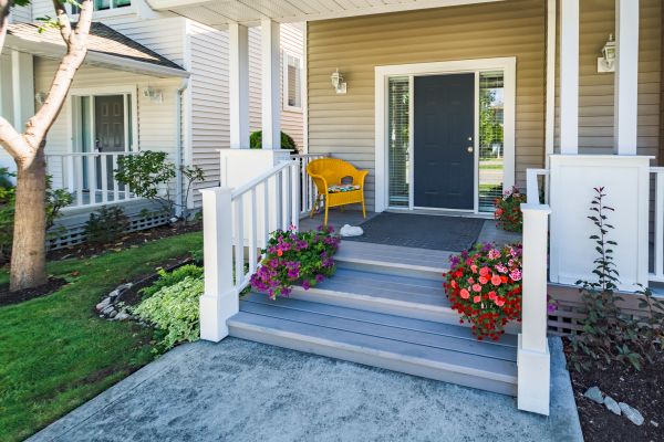 Cost of Entryway Steps Replacement in Woodinville