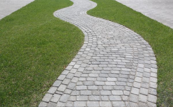 Cost of Footpath Paving in Woodinville