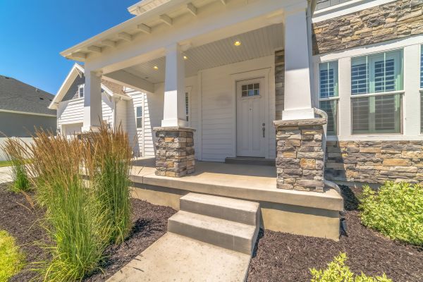 Cost of Steps Pouring in Woodinville