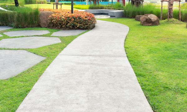 Cost of Concrete Sidewalk Installation in Woodinville